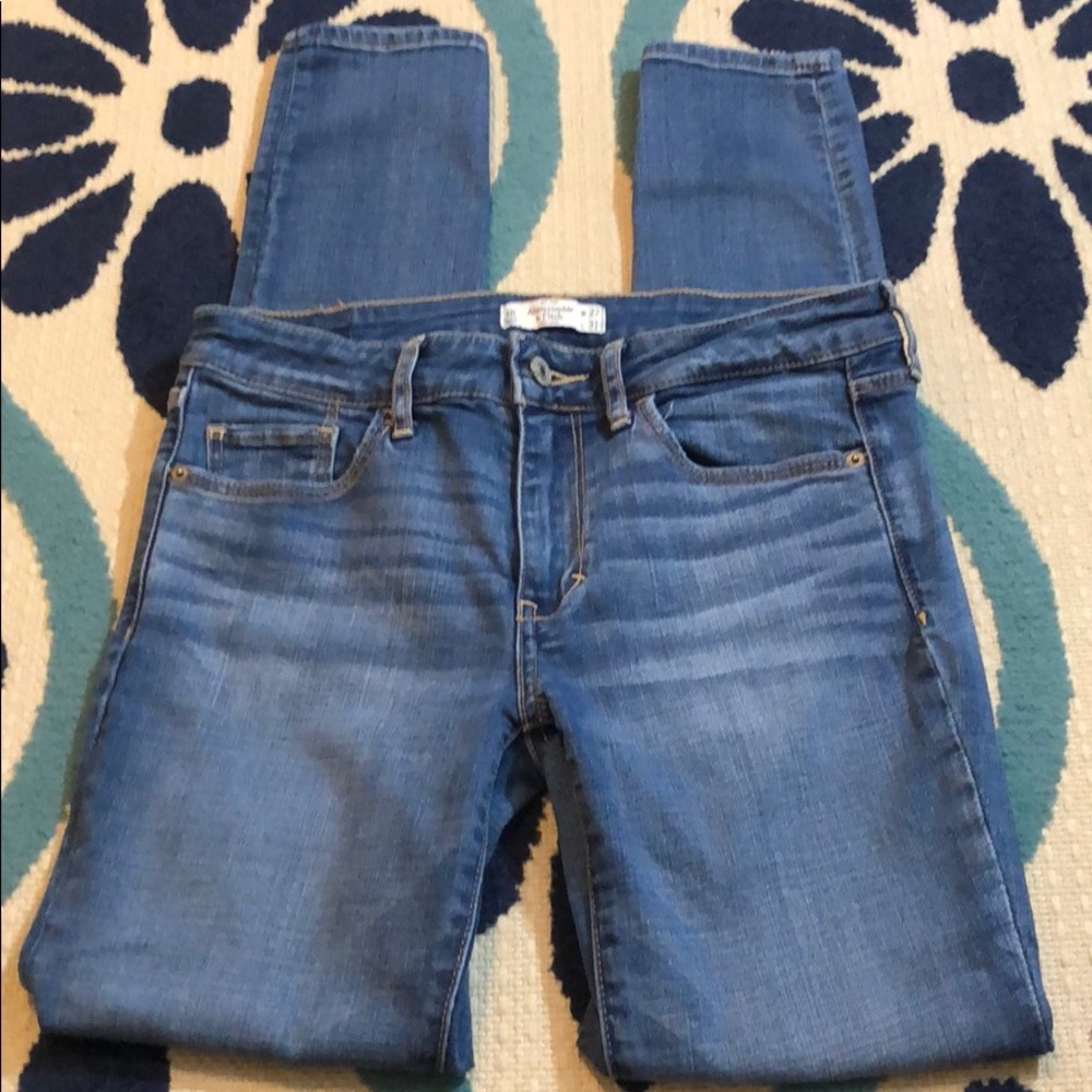 Abercrombie & Fitch skinny jeans!